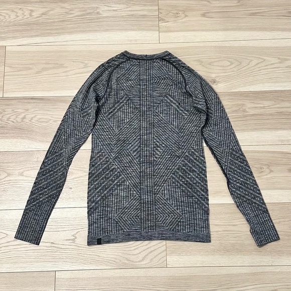 Lululemon Women’s Rest Less Pullover Long Sleeve Sweater - Picture 2 of 6